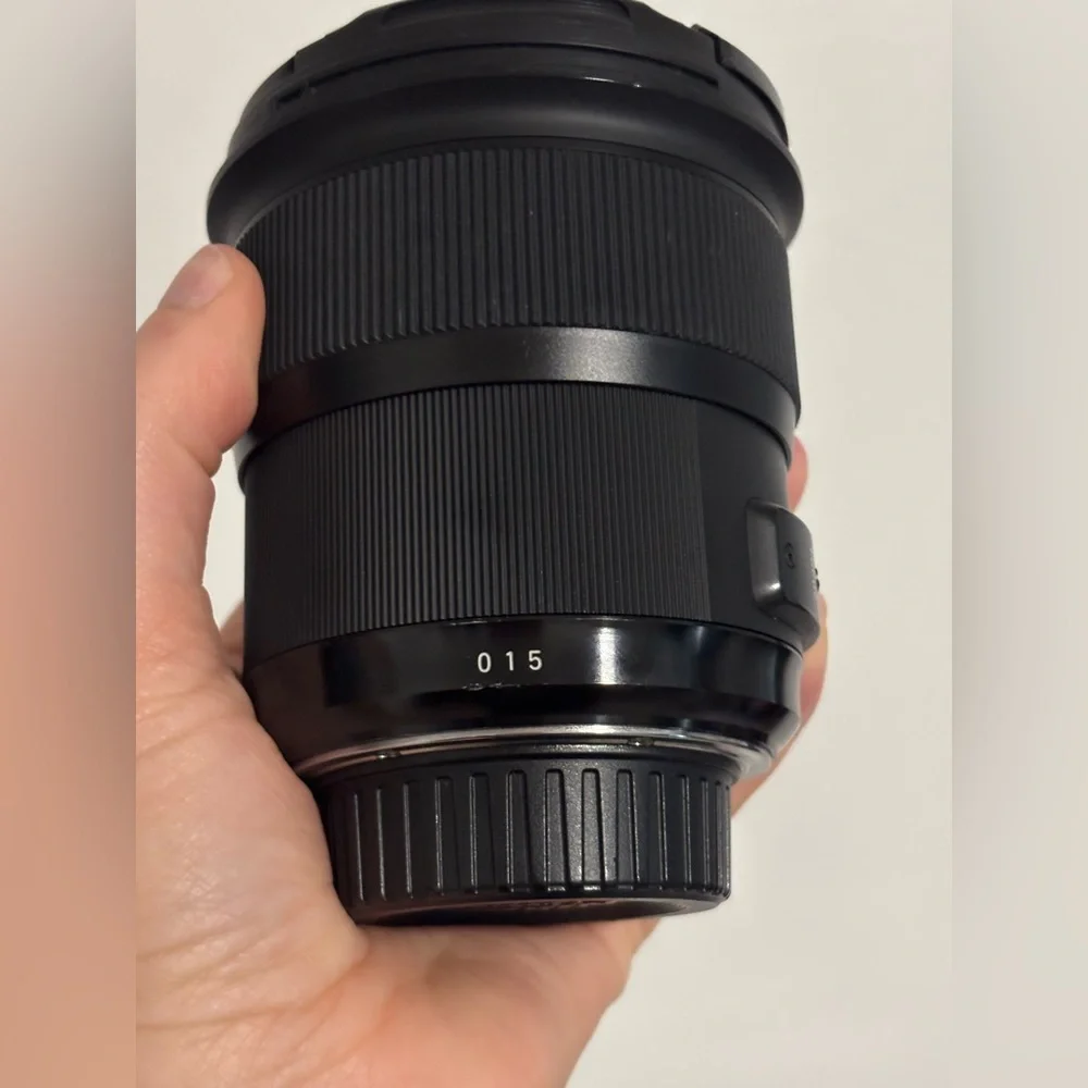 Sigma 24mm f/1.4 ART DG Wide-Angle Lens FOR NIKON Make me an offer